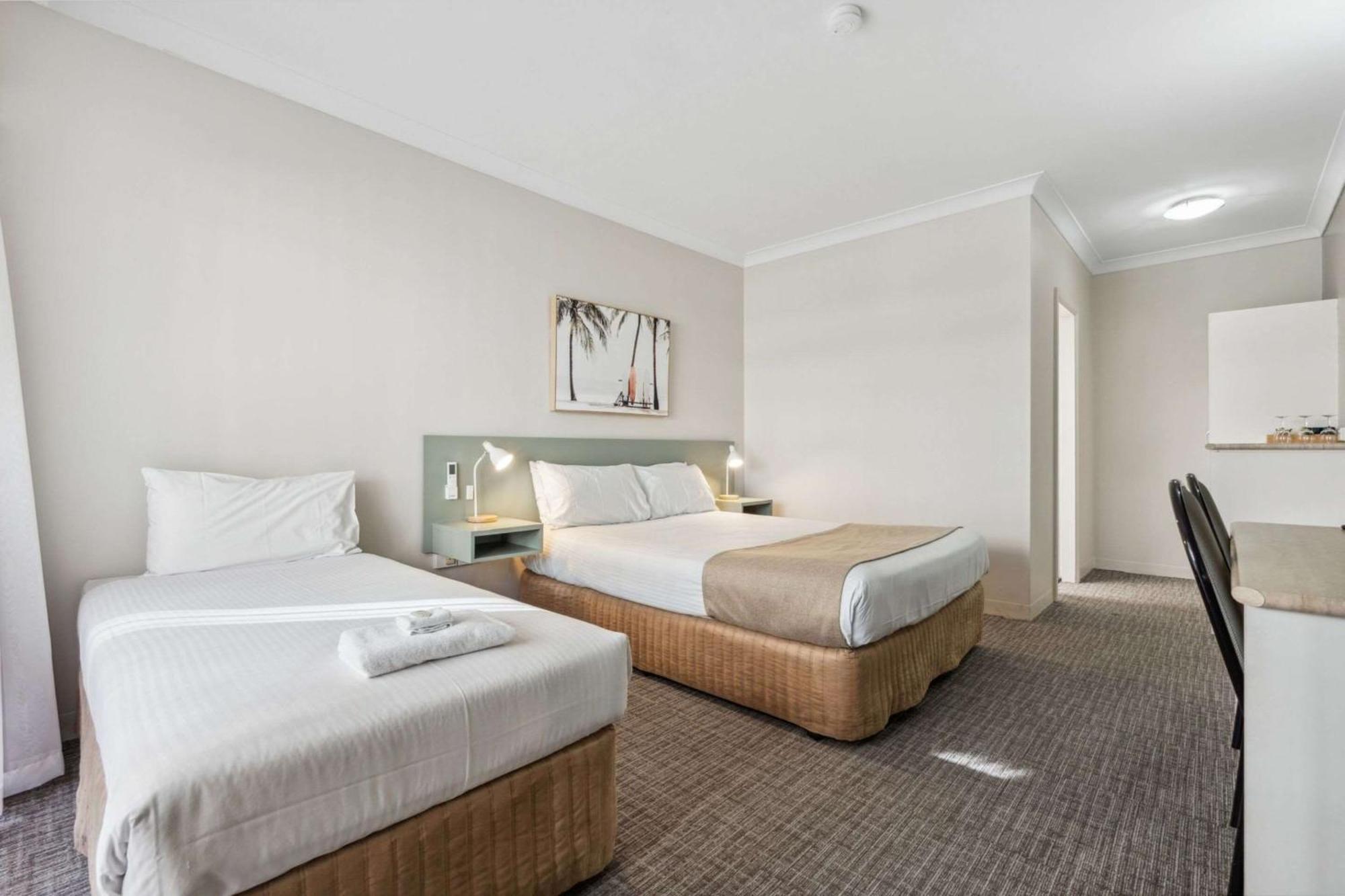 Econo Lodge Dockside Glenelg Adelaide Exterior foto